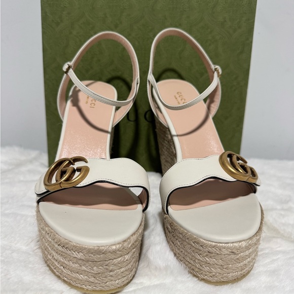 Gucci Women's White and Gold Wedge Sandals - Picture 2 of 7